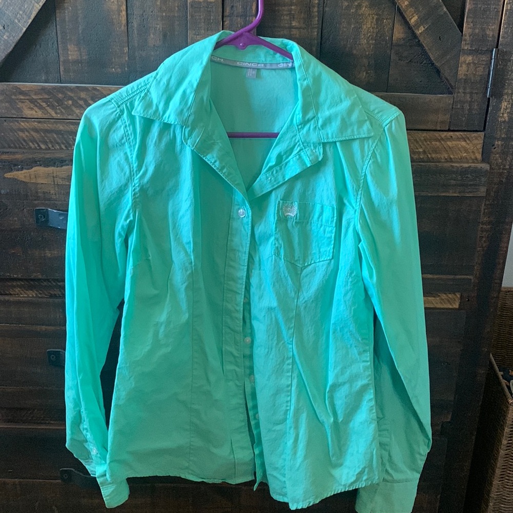 Size small cinch button down